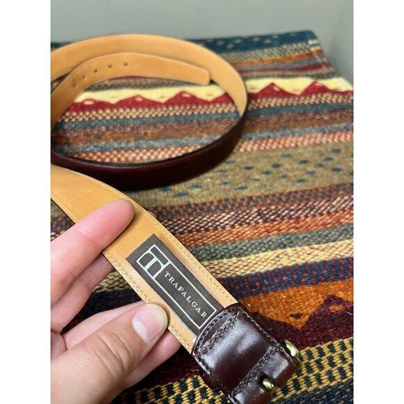 Trafalgar 1101TF71-602 Men's Burgundy Hand Polished Cortina Leather Belt 42 - Picture 4 of 7